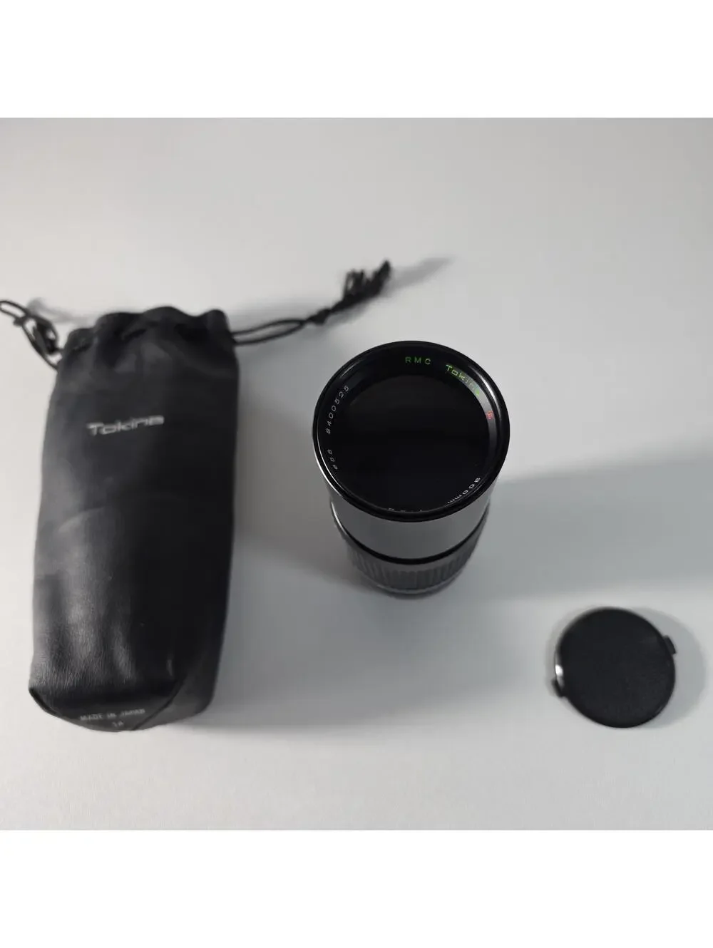 Tokina RMC 300mm f5.6 Telephoto Lens W/Caps & Soft Case